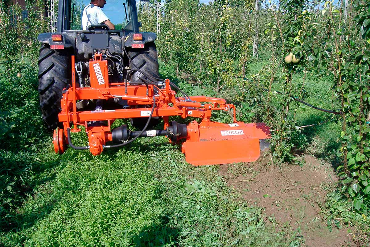 Machine à fraiser rotative 18 cv, outils et équipement agricoles